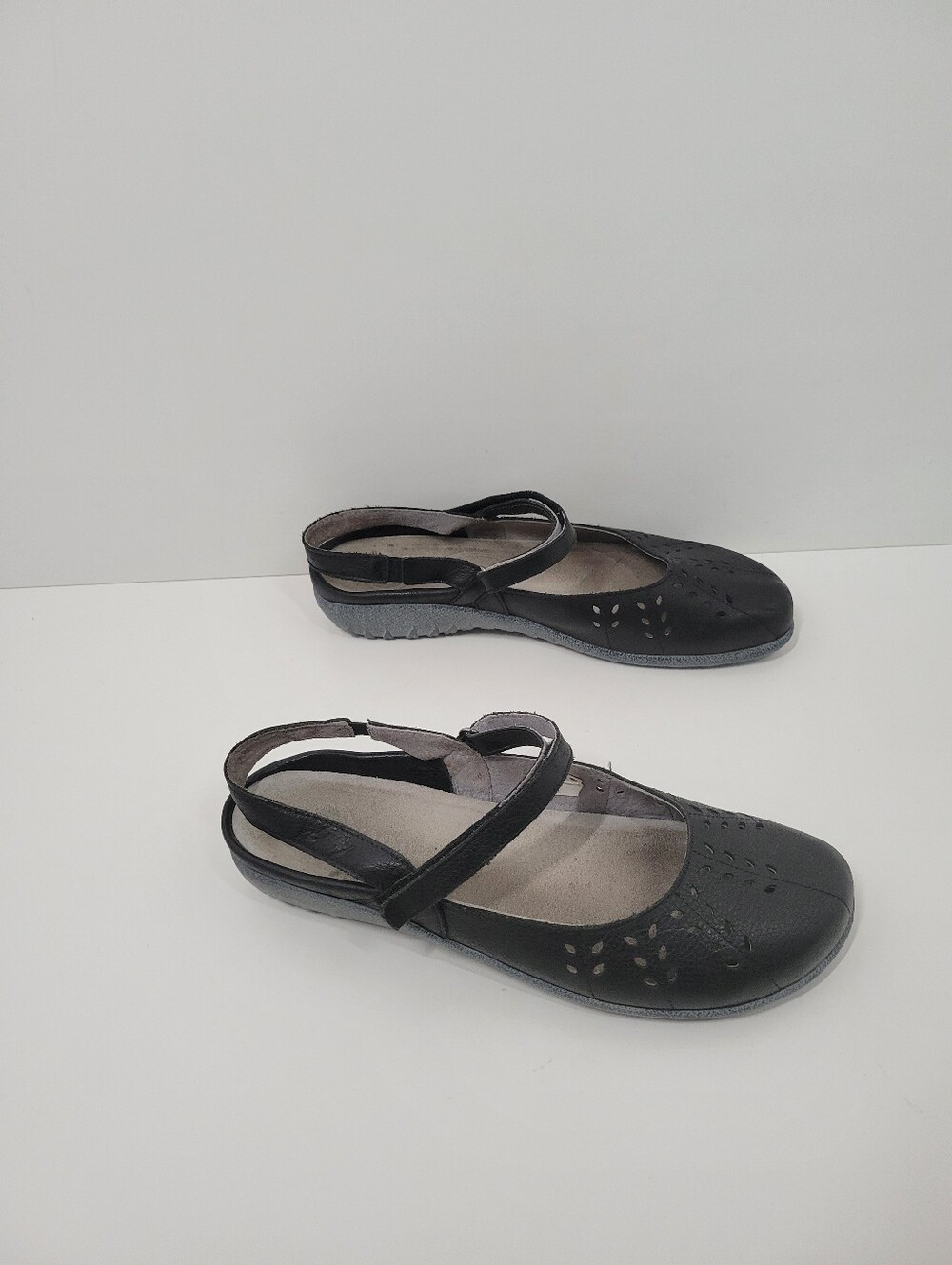 Naot Rari Black Leather Slingback Cut-Out Mary Jane Flats Shoe Women Sz 41 US 10